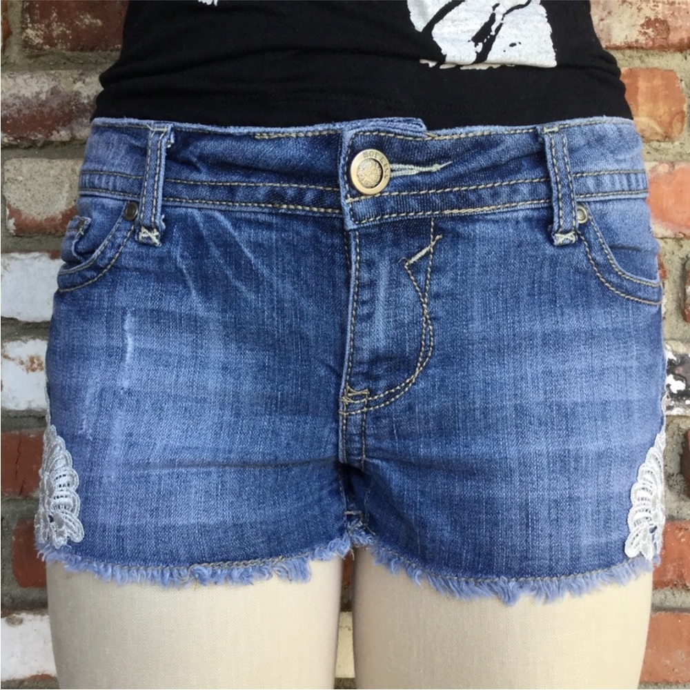 HOT KISS | Blue Denim Cici Shorts
